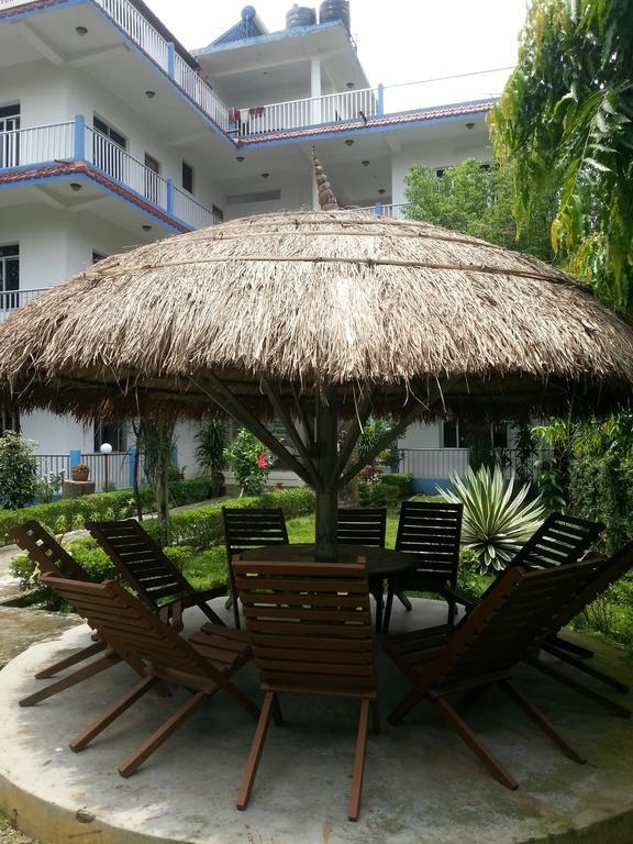 سوراها Hotel Shiva'S Dream المظهر الخارجي الصورة